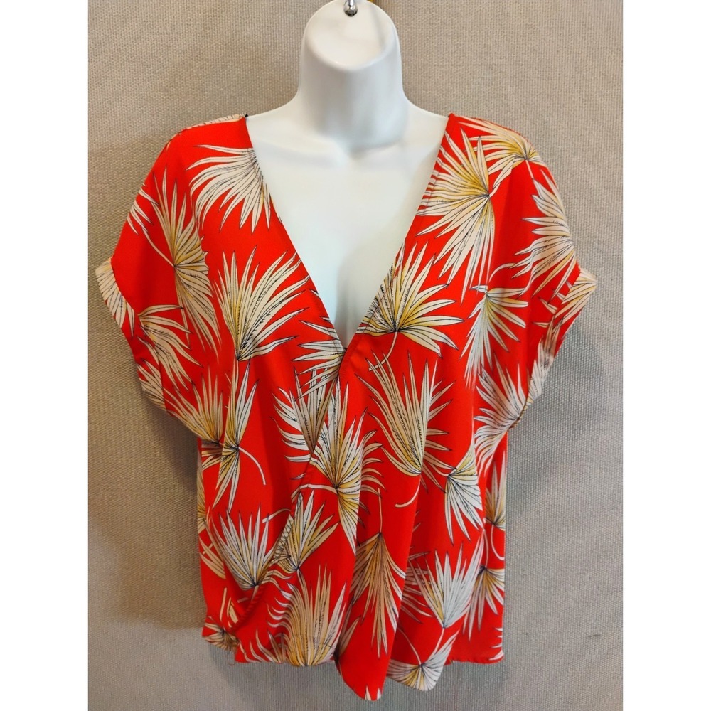 W5 Doleman Sleeve Top Size Large